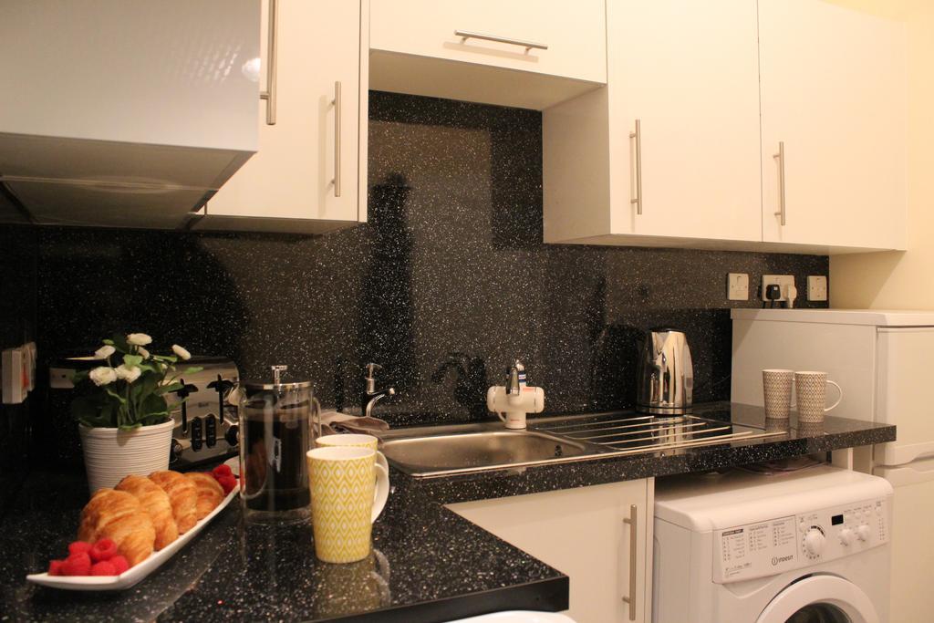 The Berwyn - Berwyn House Apartment Wrexham Ngoại thất bức ảnh