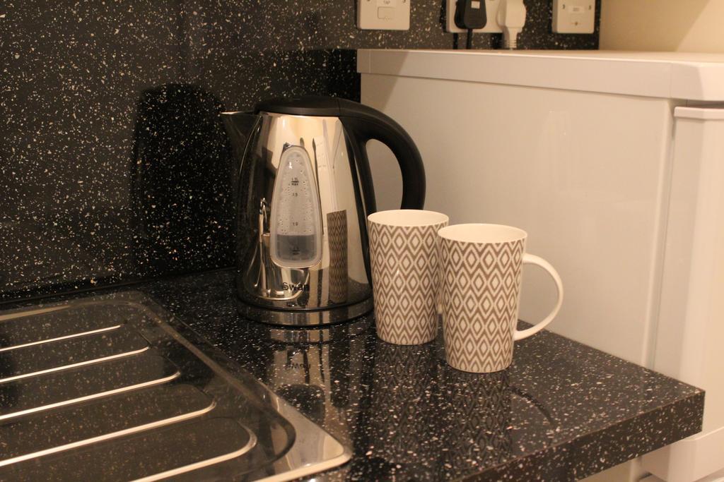The Berwyn - Berwyn House Apartment Wrexham Ngoại thất bức ảnh