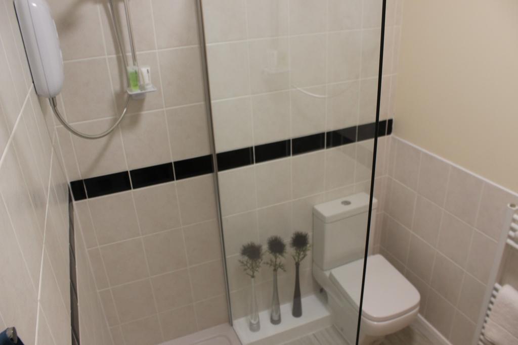 The Berwyn - Berwyn House Apartment Wrexham Ngoại thất bức ảnh
